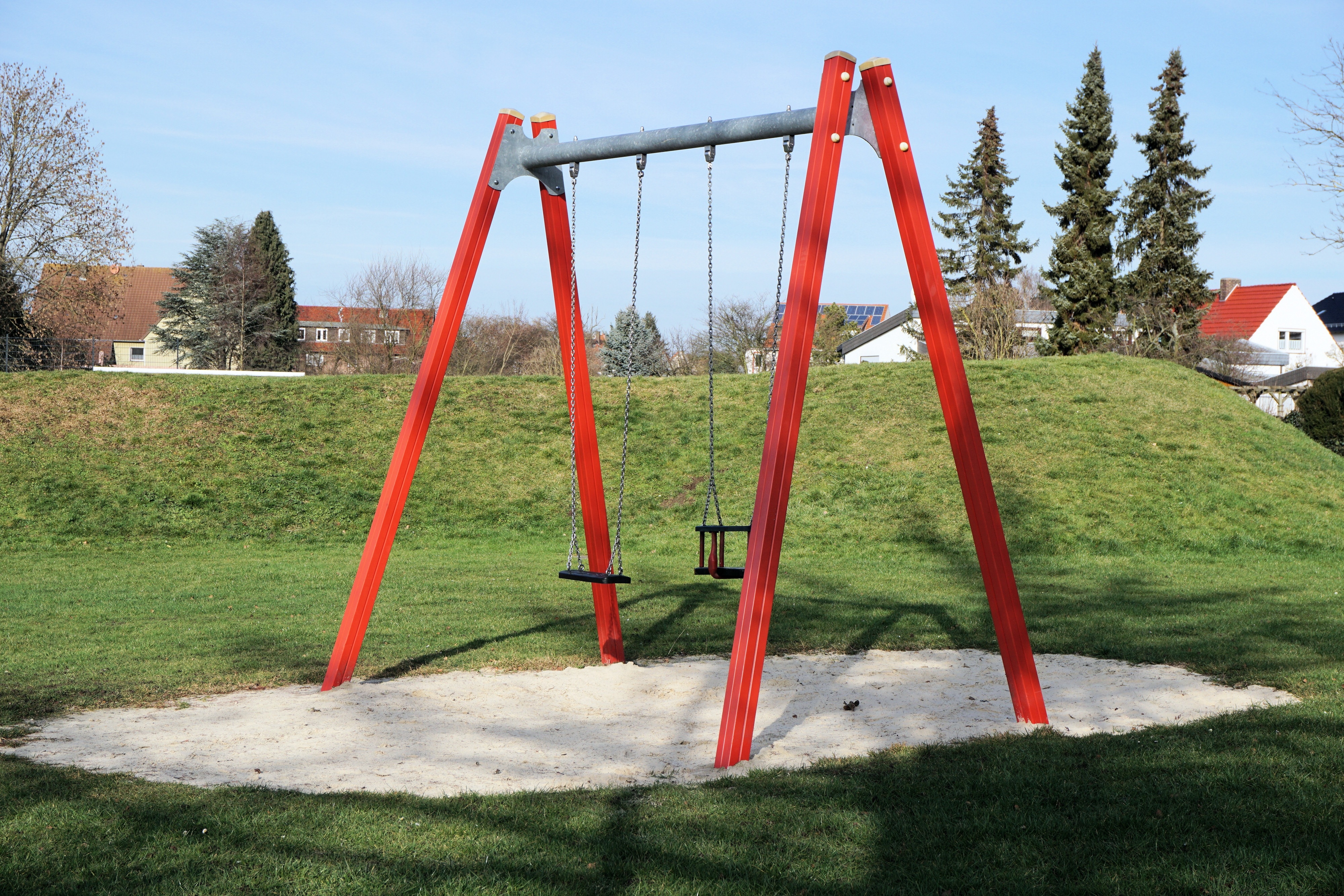 red steel swing