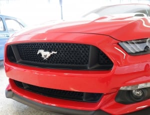 red ford mustang thumbnail