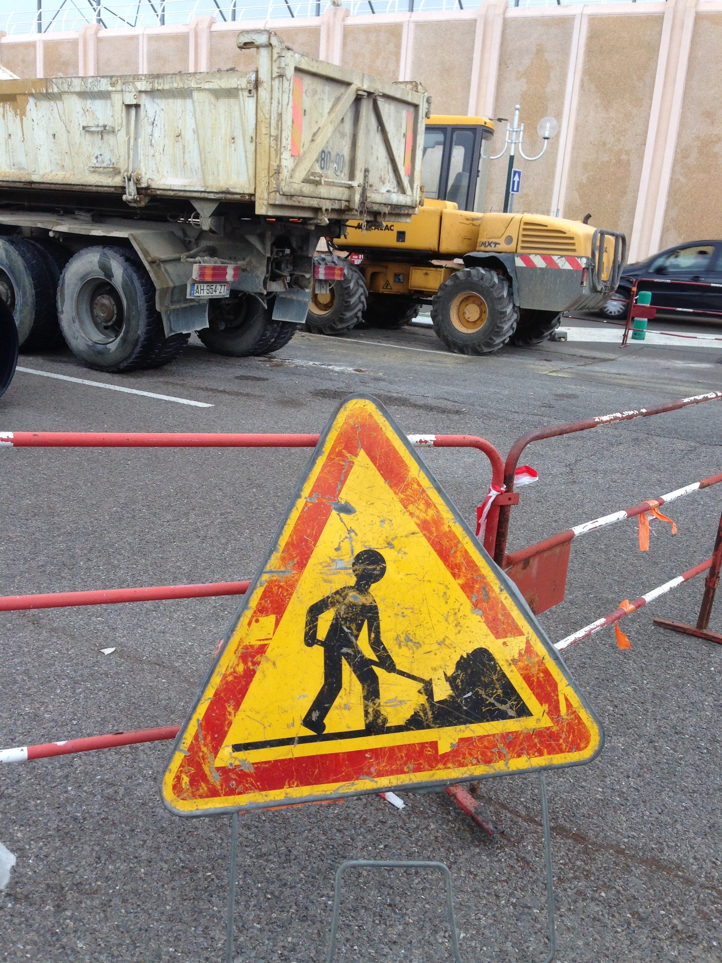 construction site signage