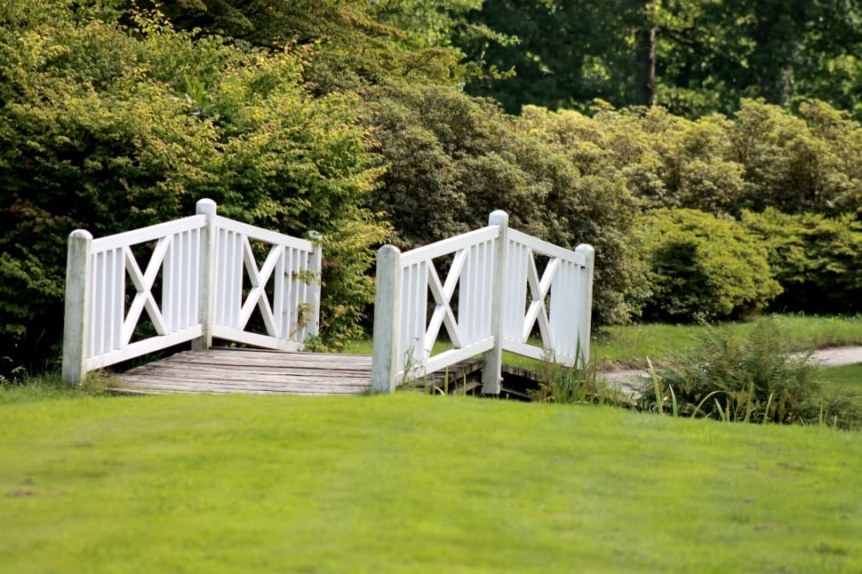 white wooden fence preview