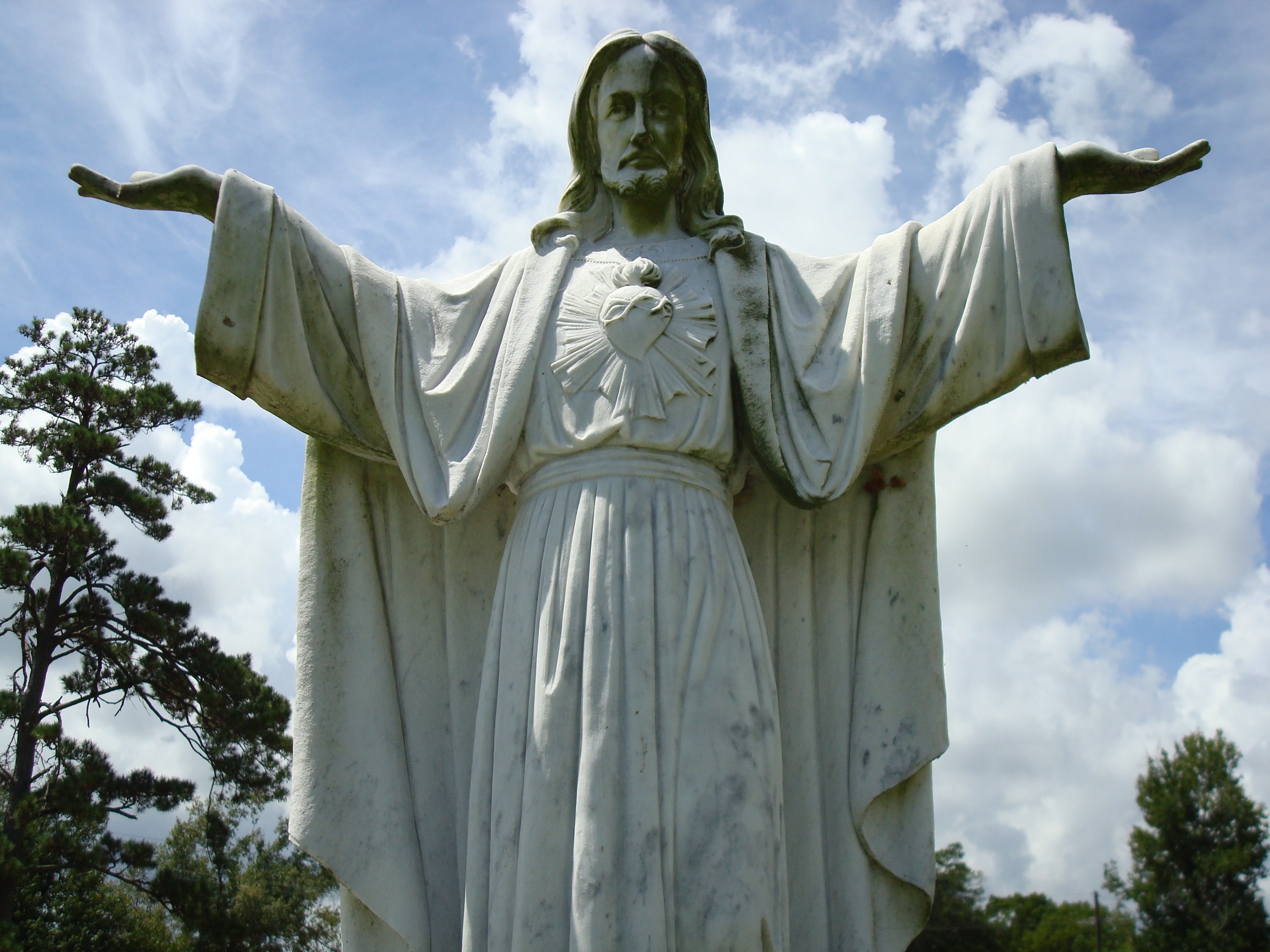 christ statue
