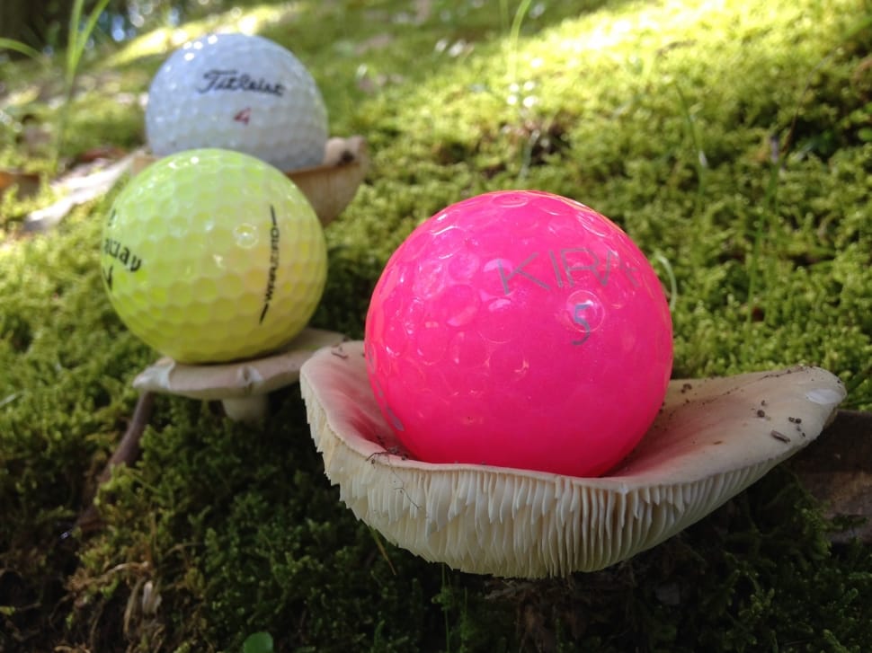 3 assorted golf balls preview