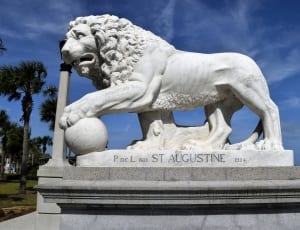 white concrete st. augustine 1924 lion statue thumbnail