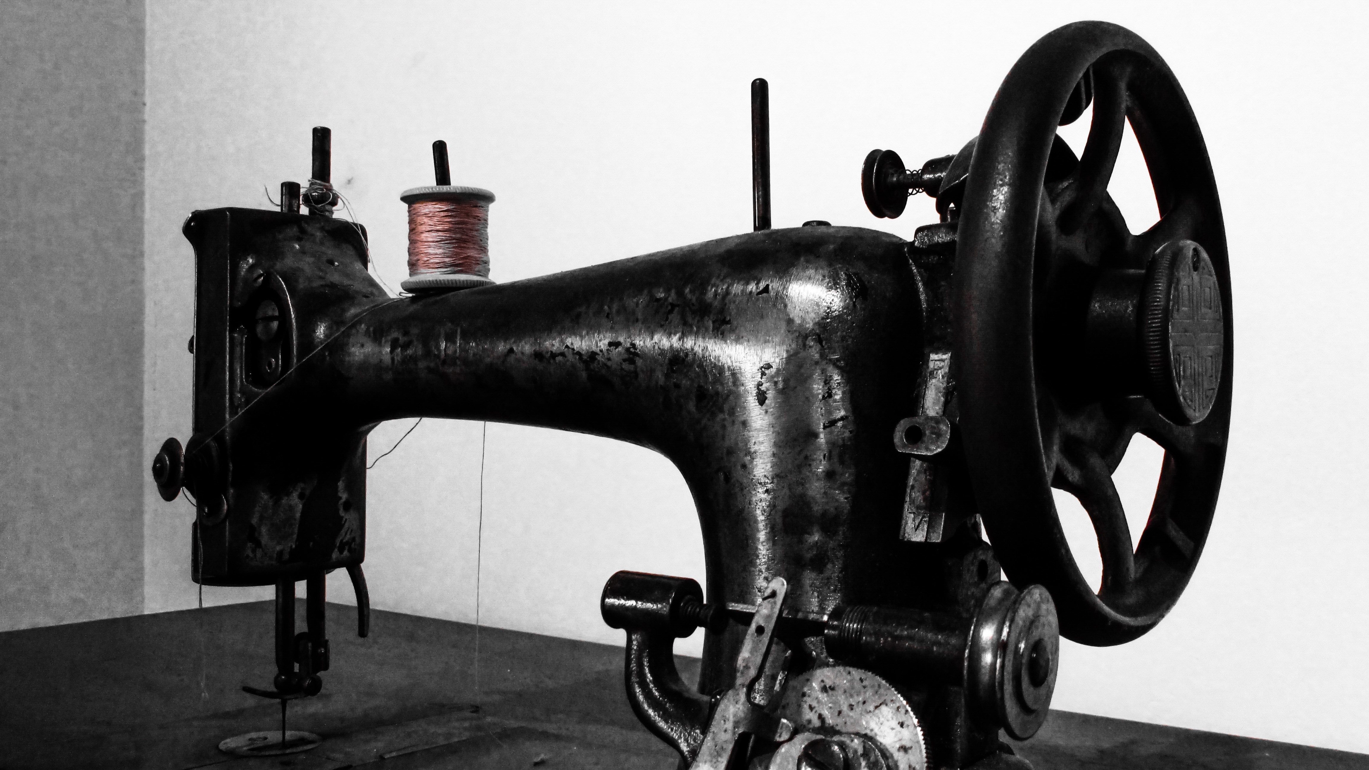 black sewing machine