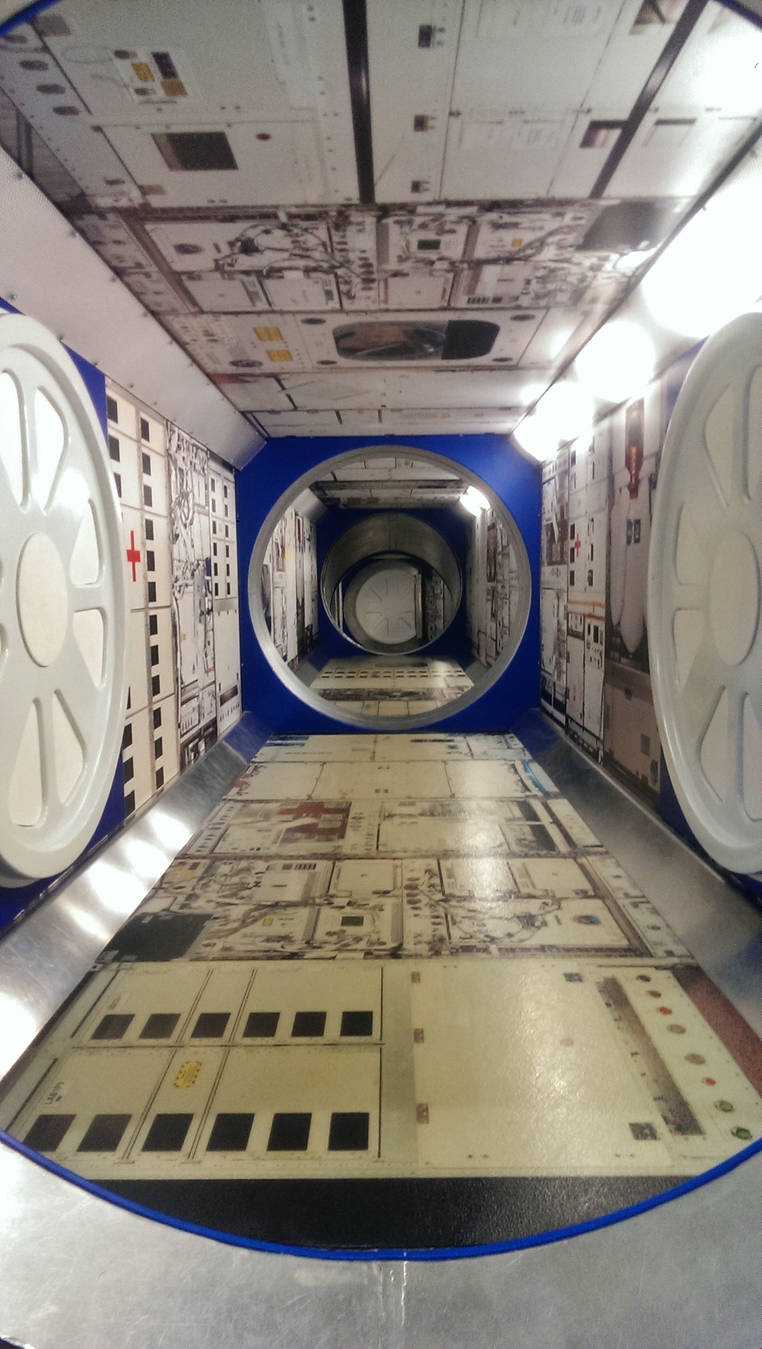 hallway of spaceship
