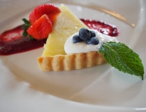 pie with strawberry fruit thumbnail