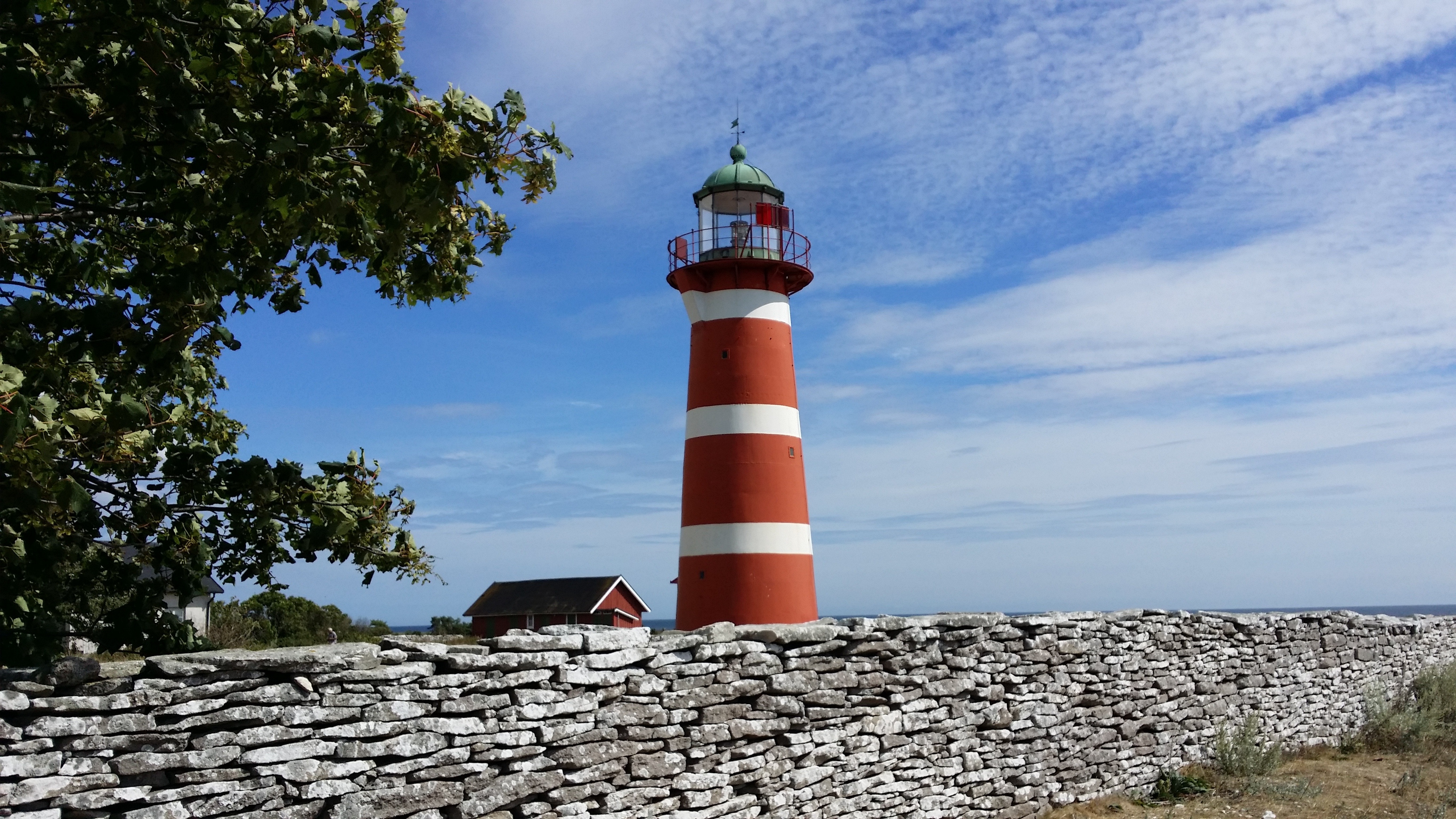 red and white lighthouse