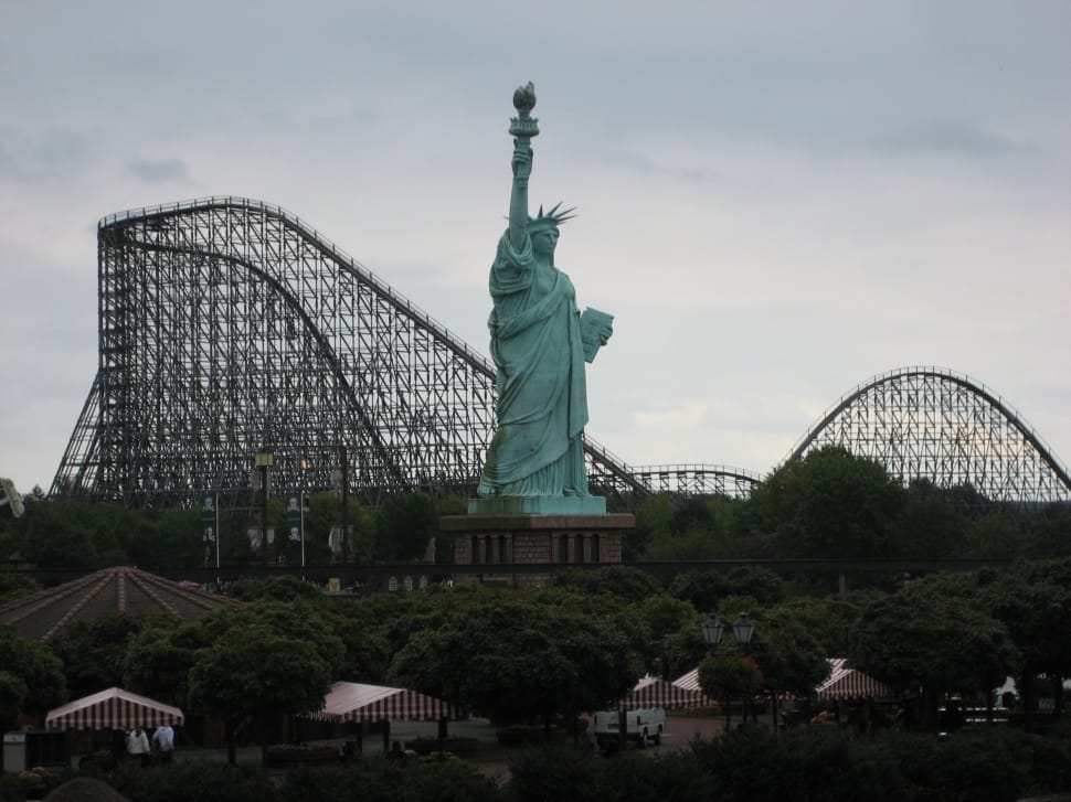 statue of liberty in amusement park preview
