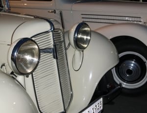 white vintage car thumbnail