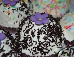 white cupcake with chocolate sprinkle thumbnail