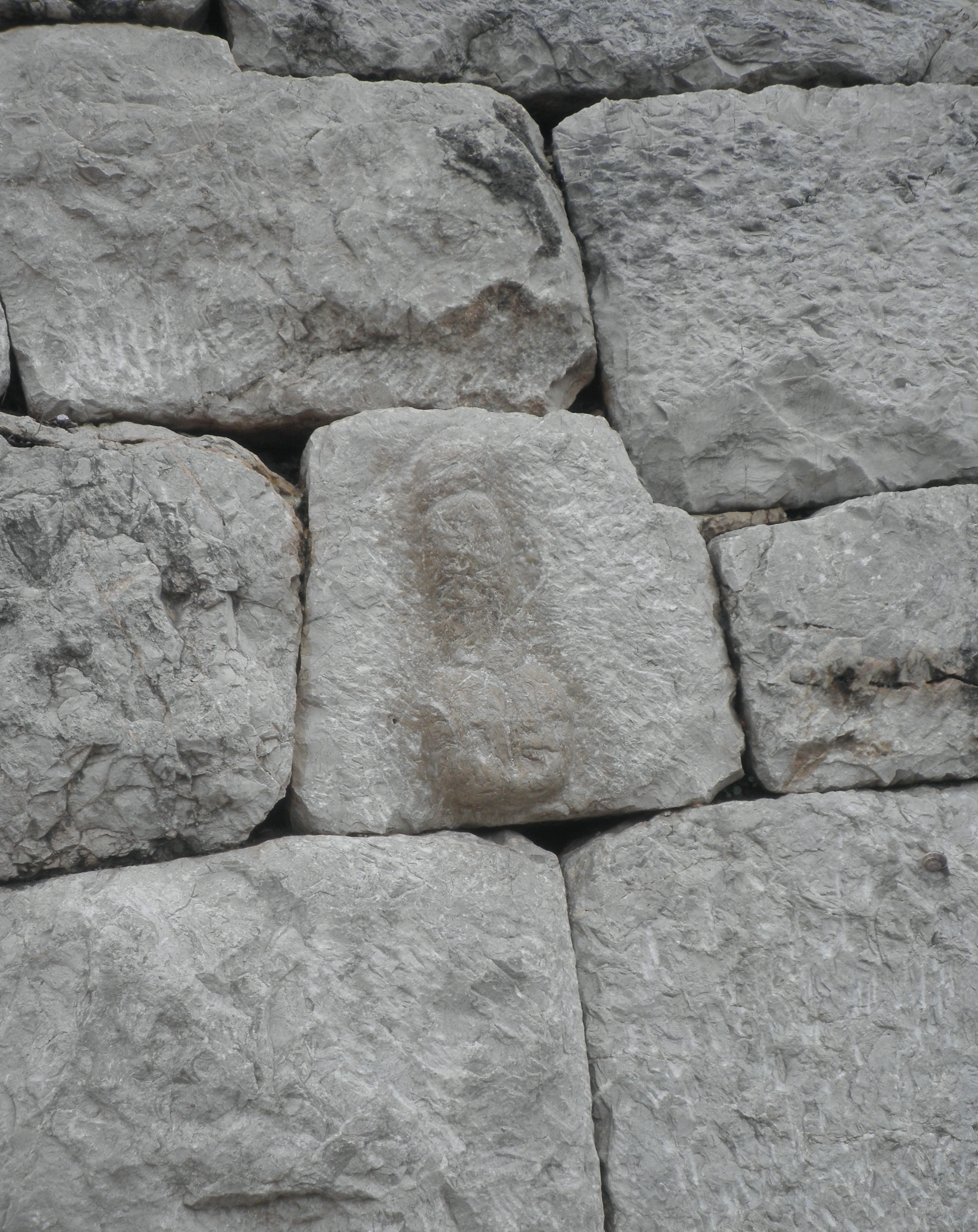 gray concrete stone