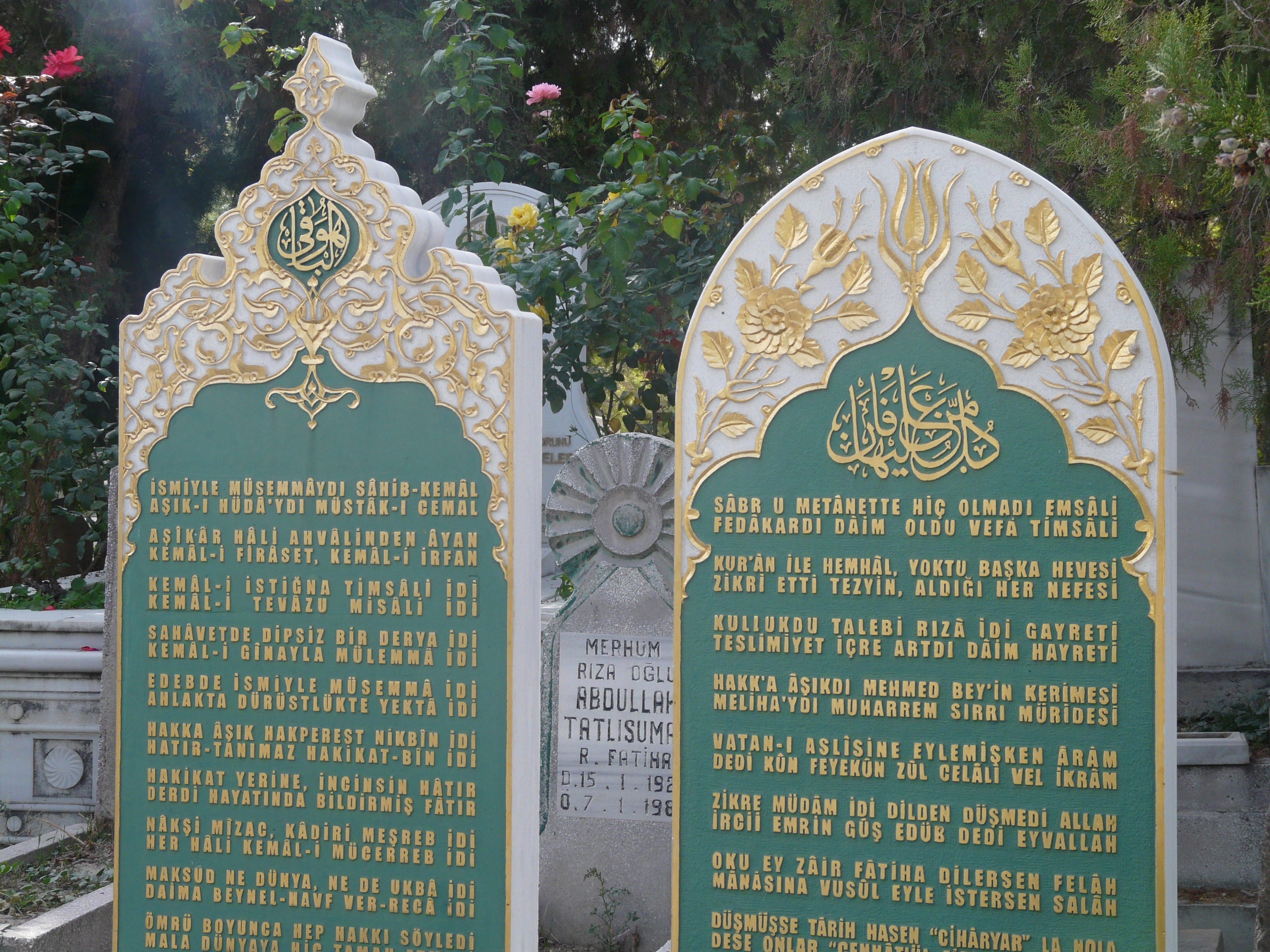 2 tombstones