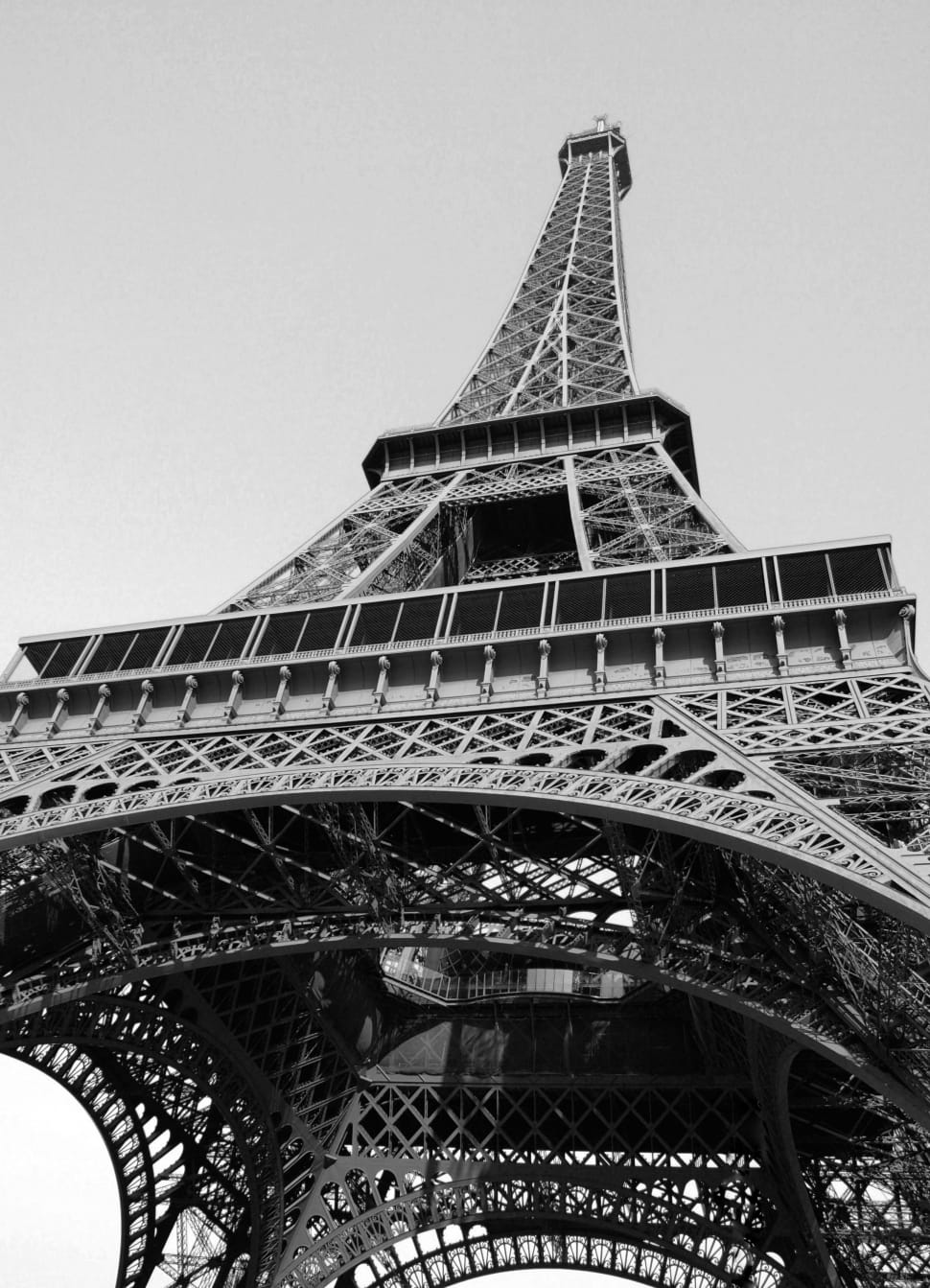 eiffel tower preview
