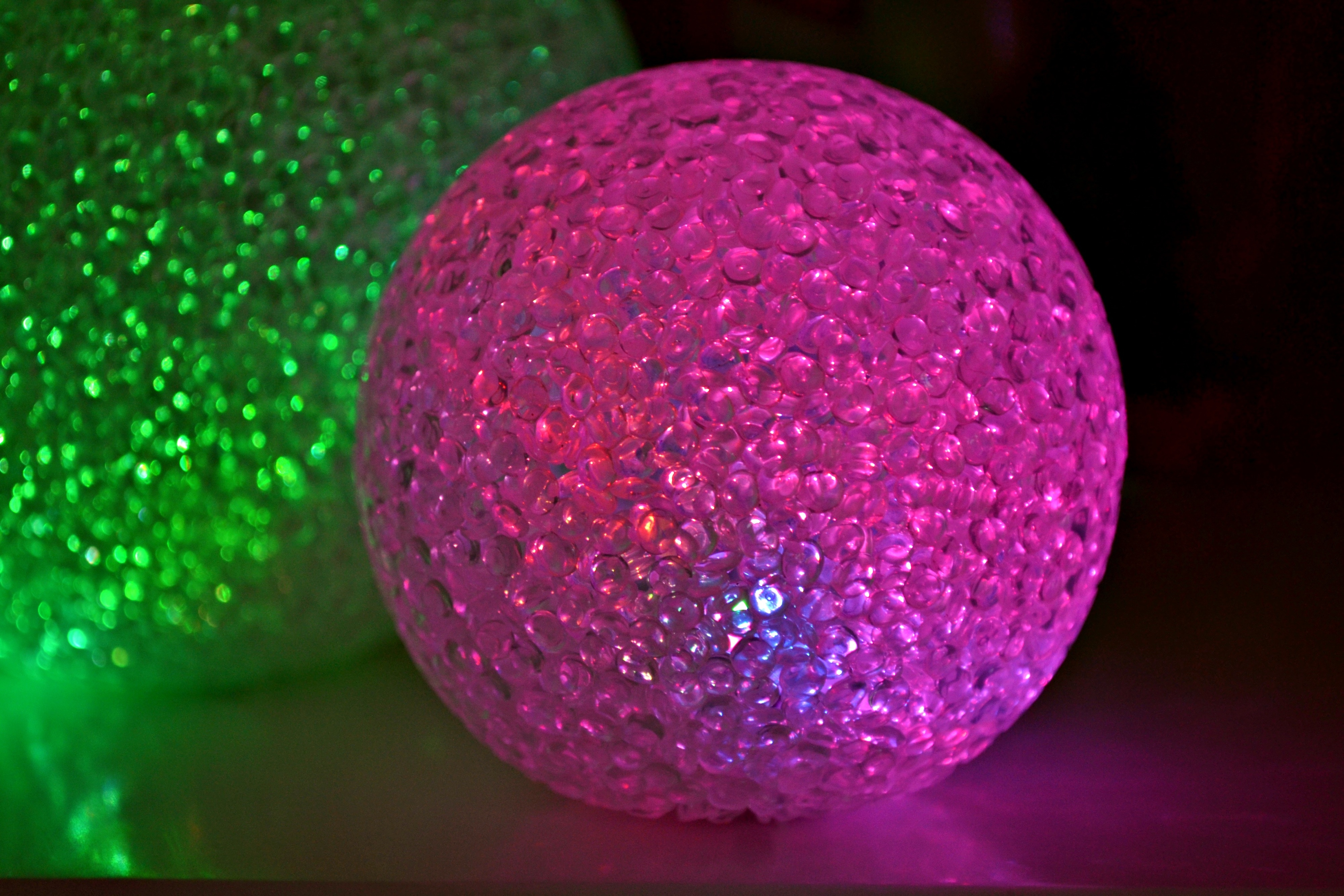 3840x2160 wallpaper | pink ball decoration | Peakpx