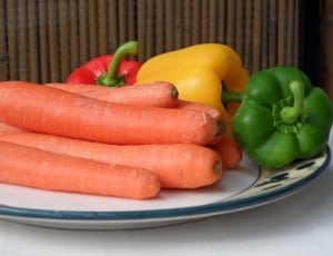 carrots and bell peppers thumbnail