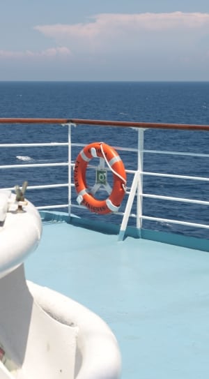white and orange boat ferry free image | Peakpx