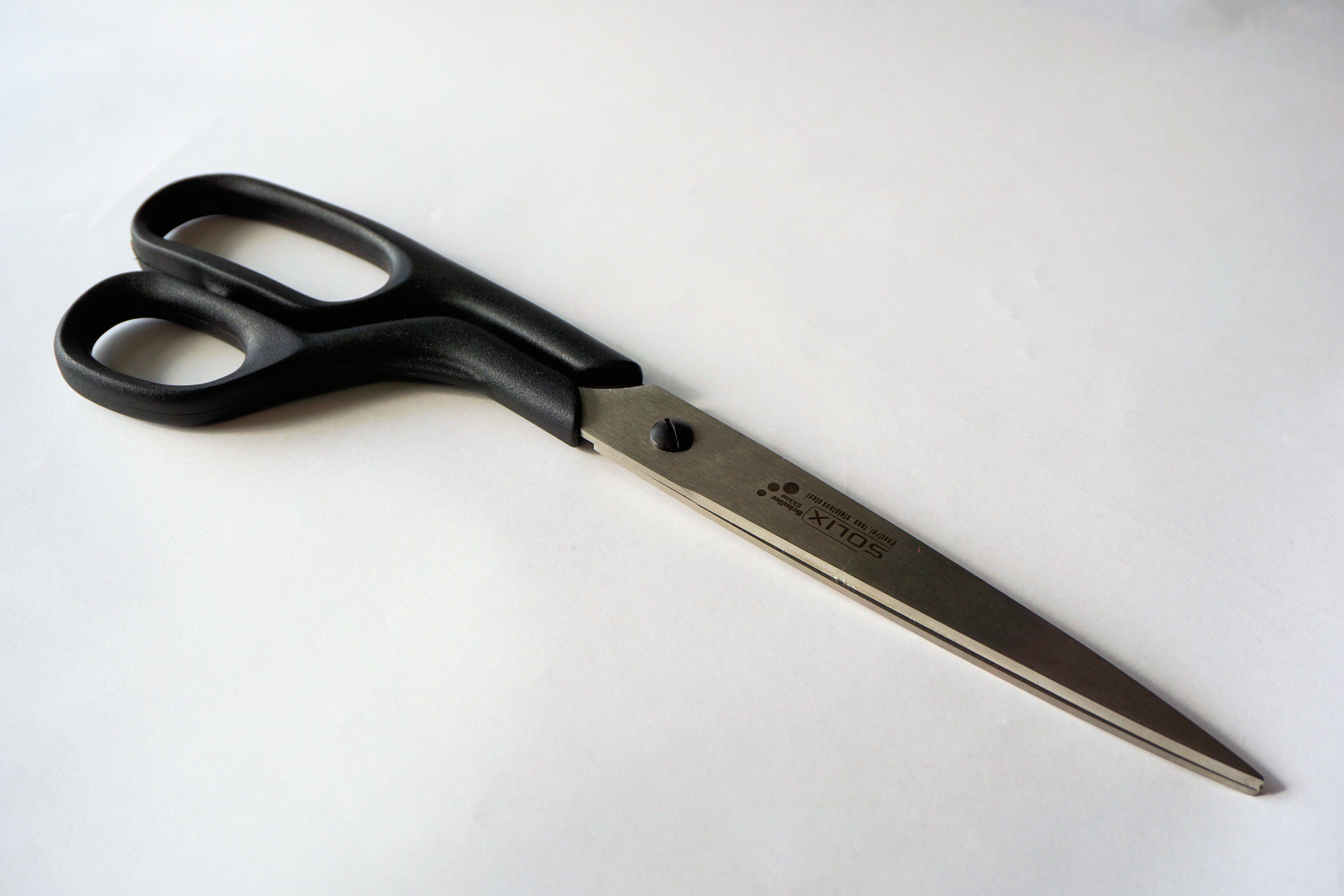 black handled scissors