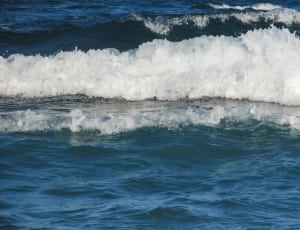 wave body of water thumbnail