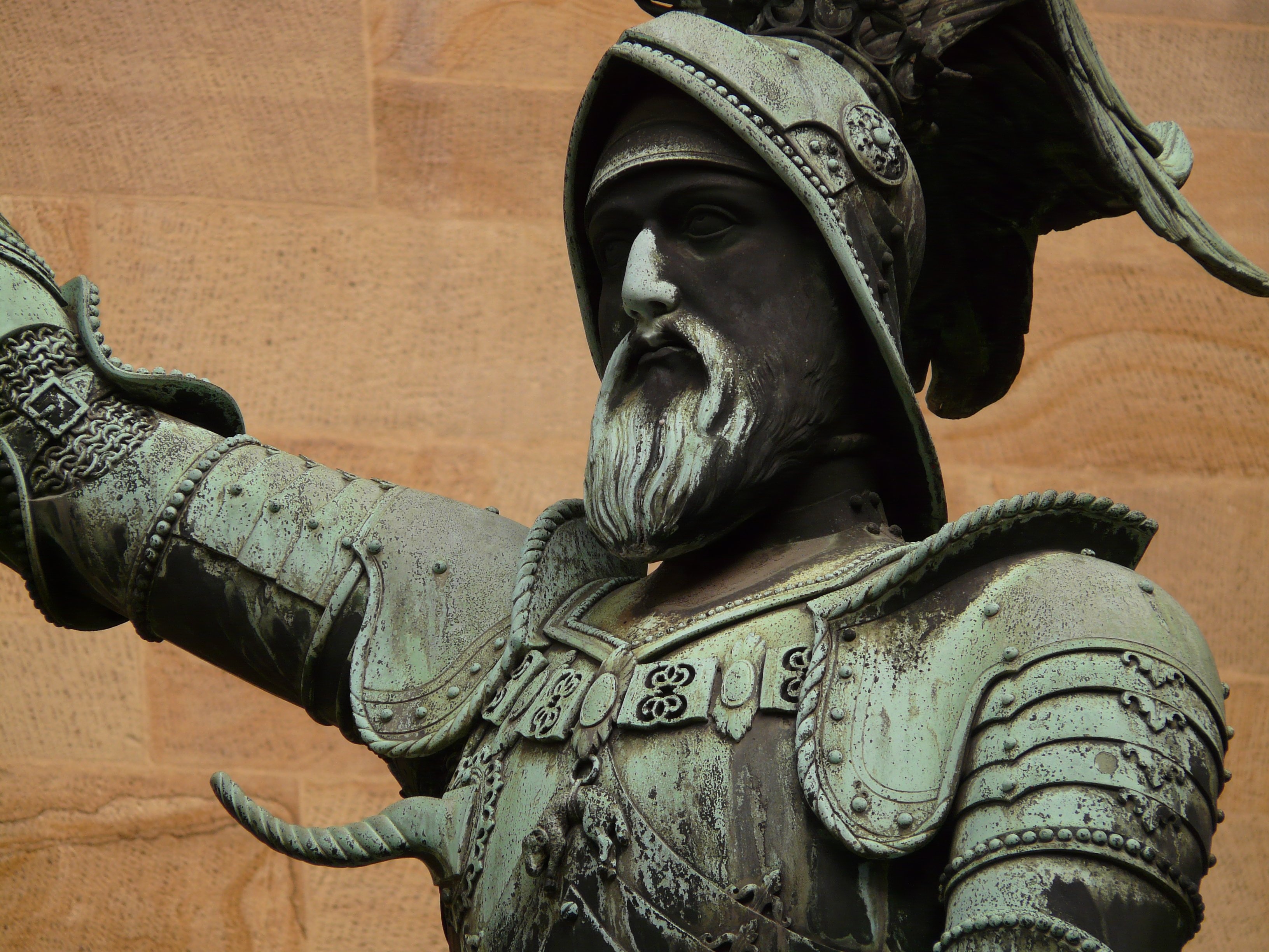 green knight statue