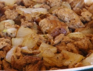 cooked meat with white onion thumbnail