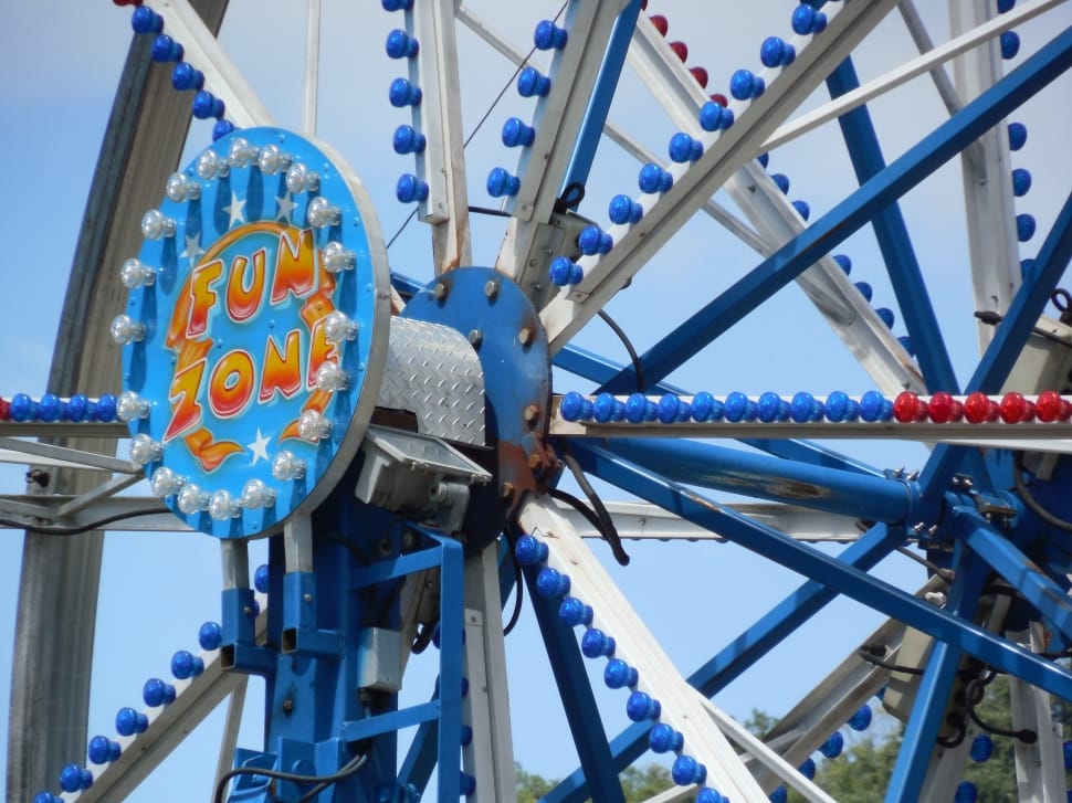blue and white carousel preview