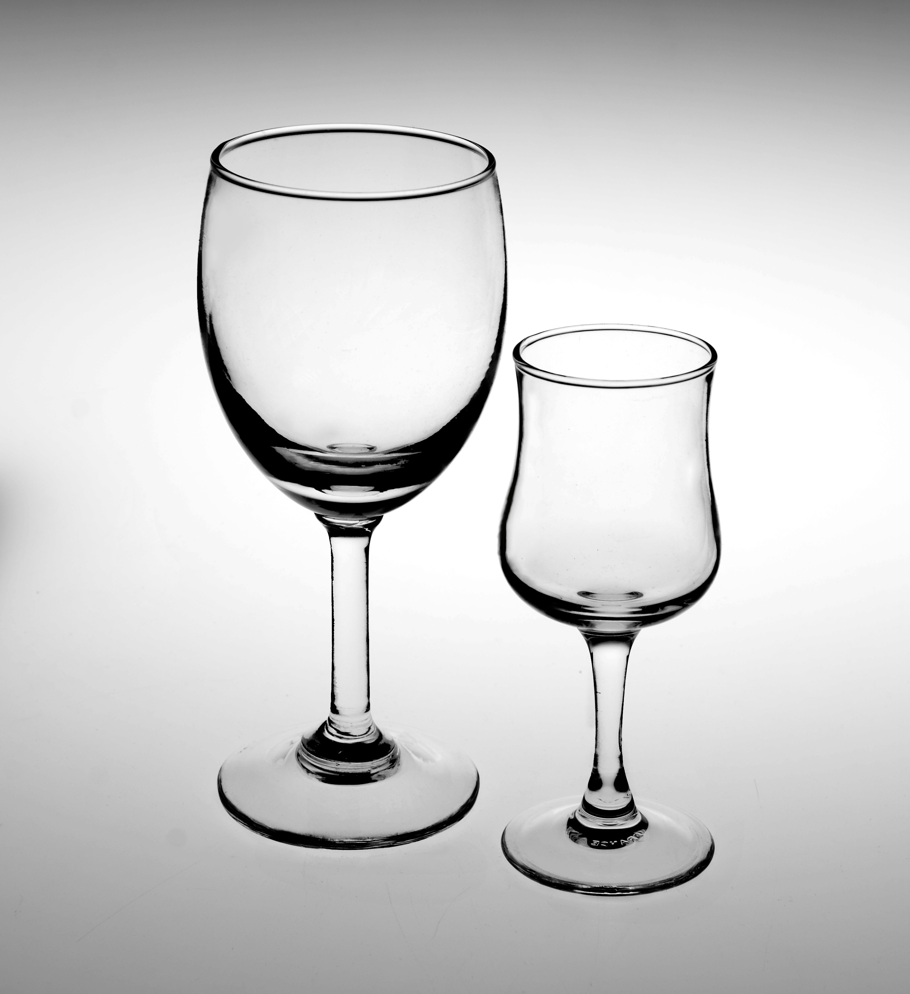 2 clear glass stem glassware