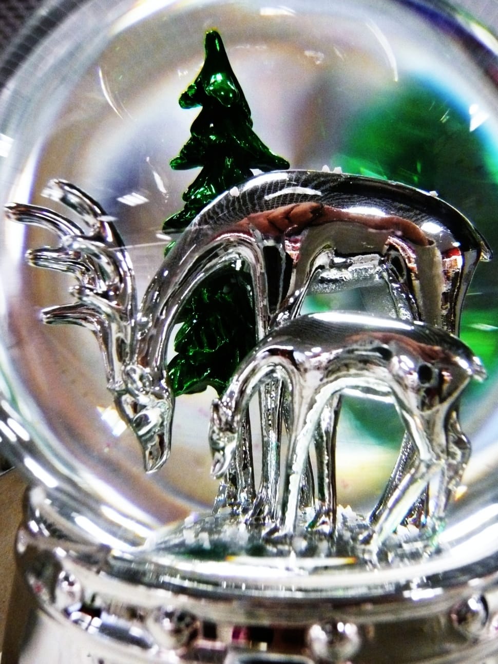 clear glass deer figurine preview