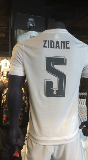 white and black zidane 5 jersey thumbnail