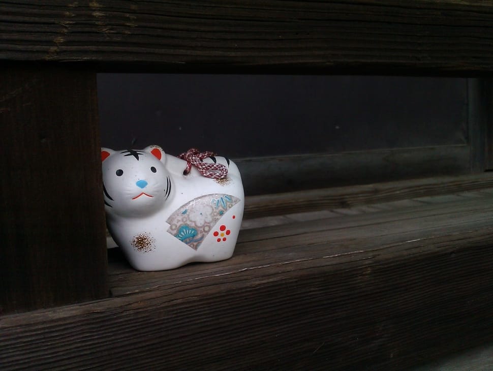 white red and blue cat toy preview
