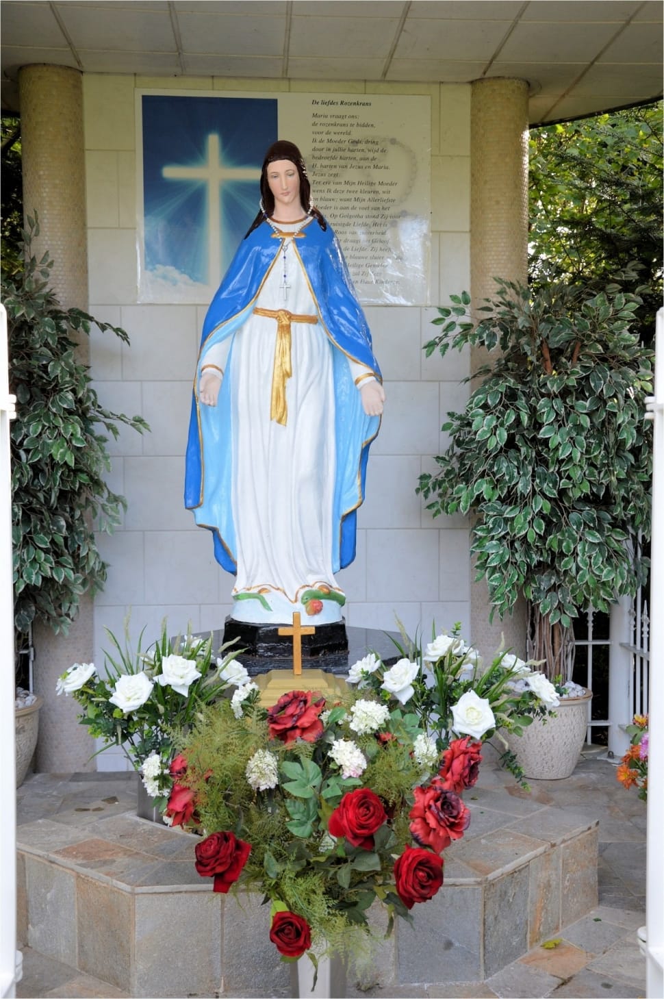 blue and white mama mary statue preview