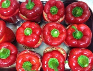 12 red bell peppers thumbnail
