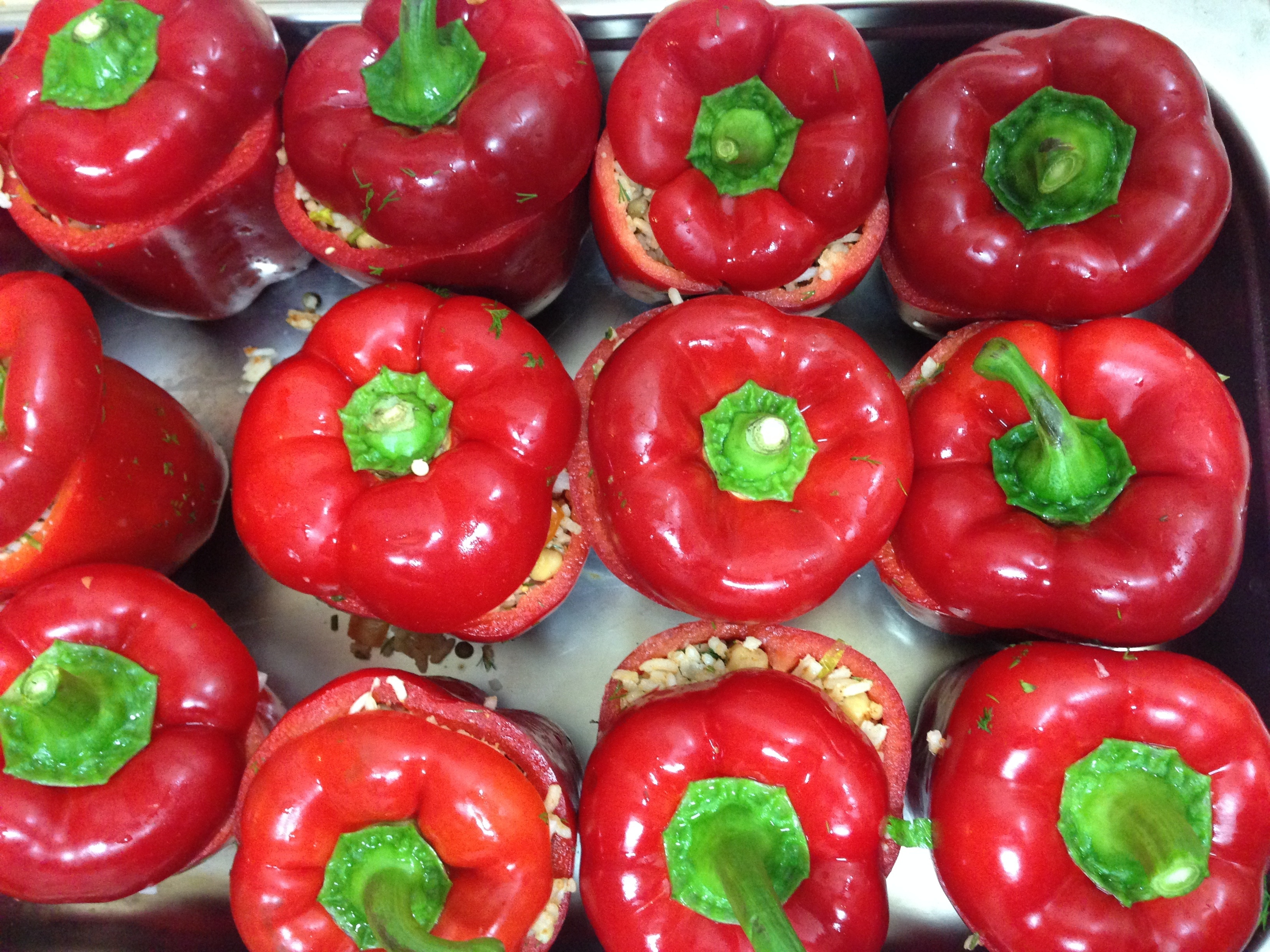 12 red bell peppers