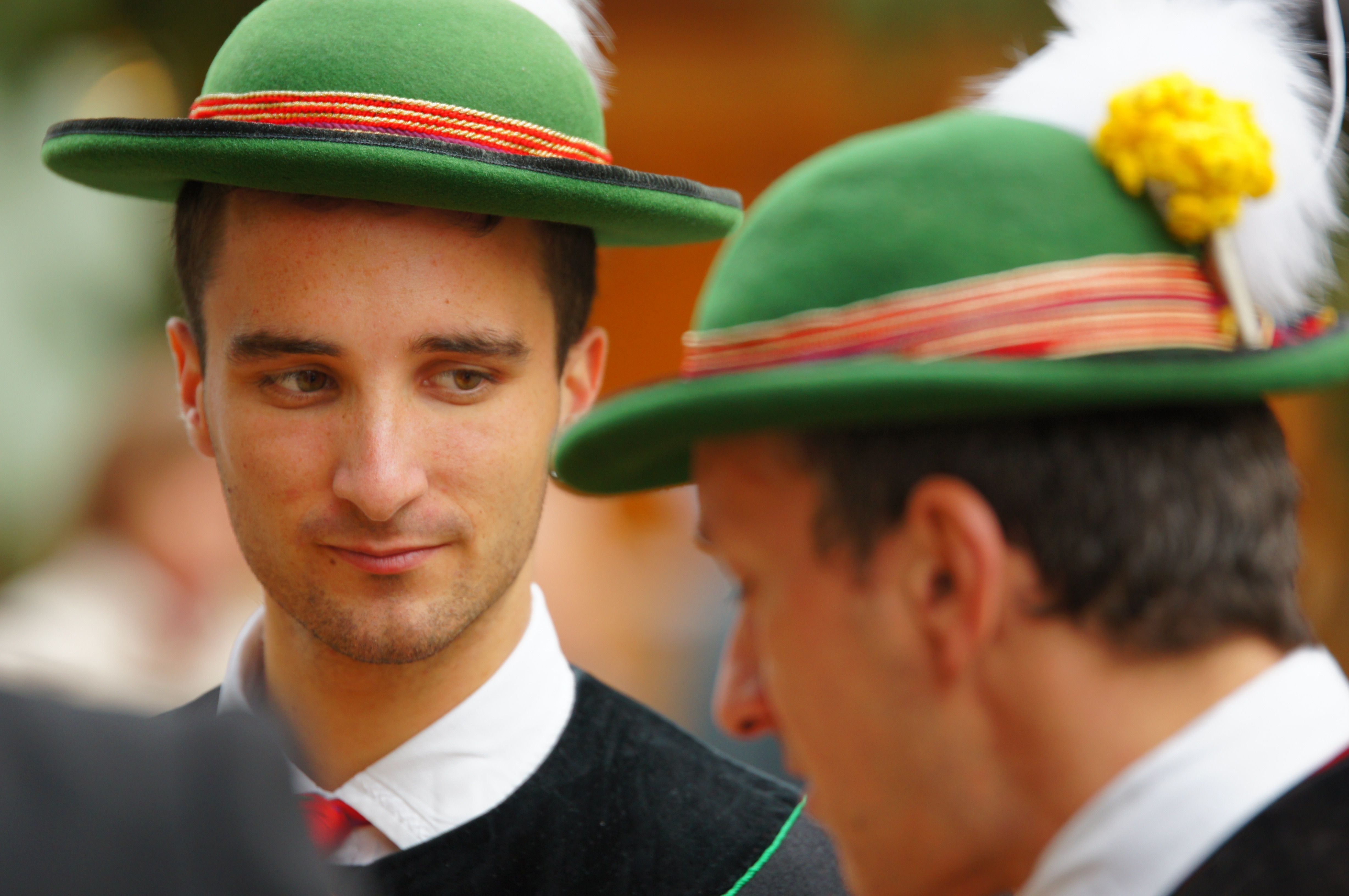 men's green hat