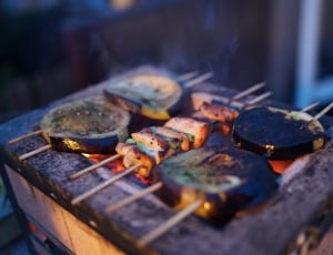 three barbecue dishes thumbnail