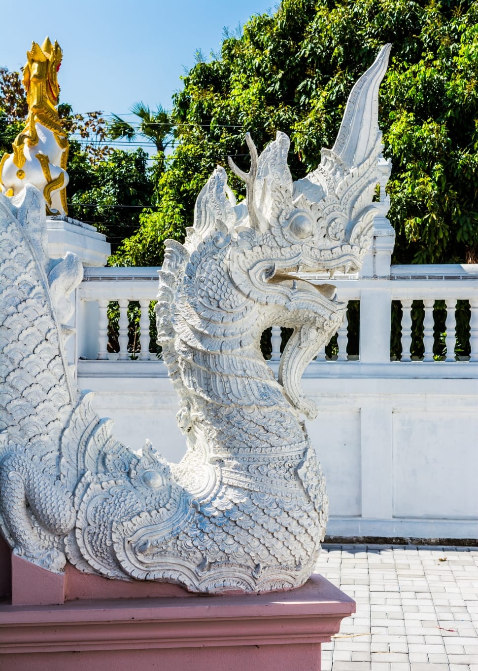 white dragon concrete statue preview