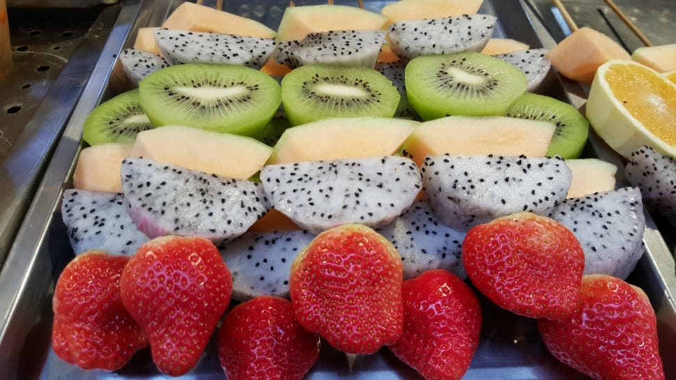 stawberry dragon fruit and kiwi preview