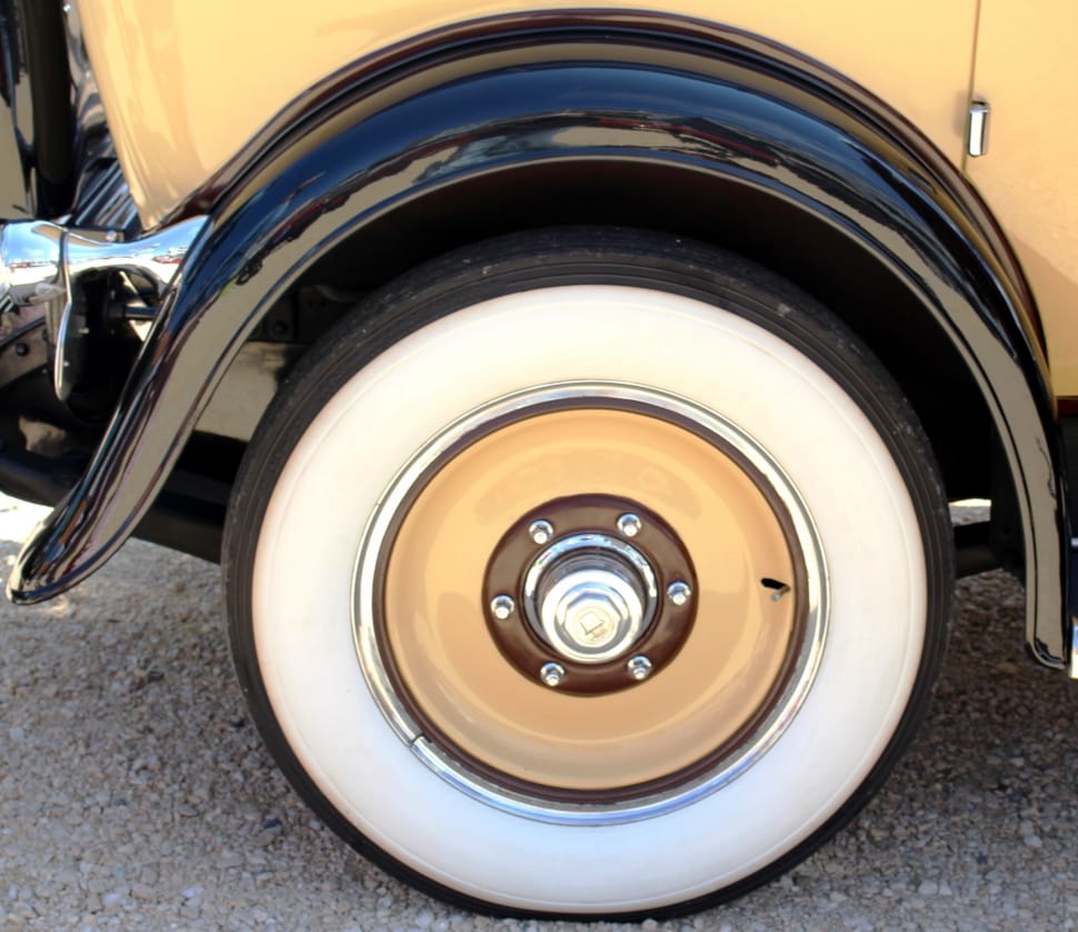 white and brown car wheel preview