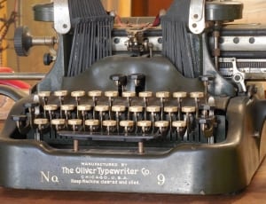 the oliver typewriter co thumbnail