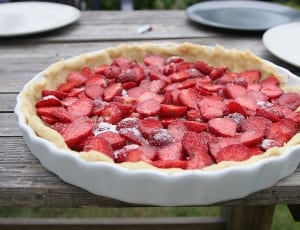 strawberry pie thumbnail