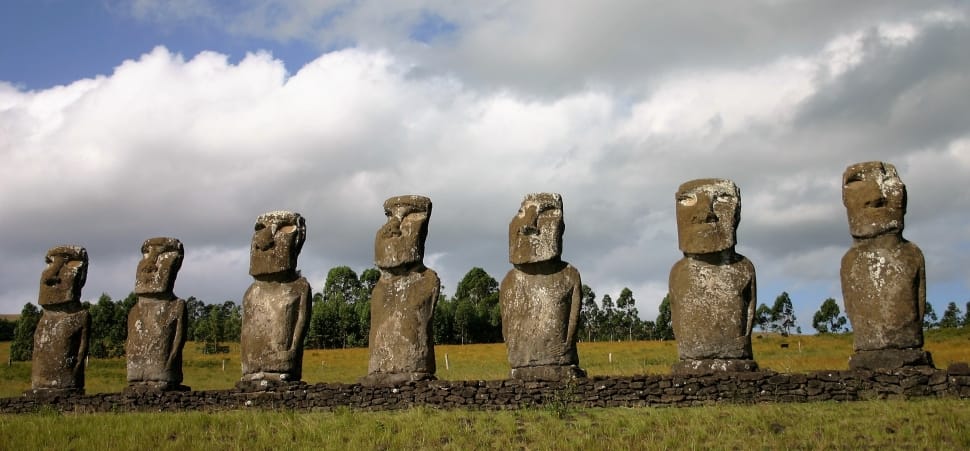 easter island statues preview