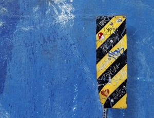 black and yellow stripe tool thumbnail