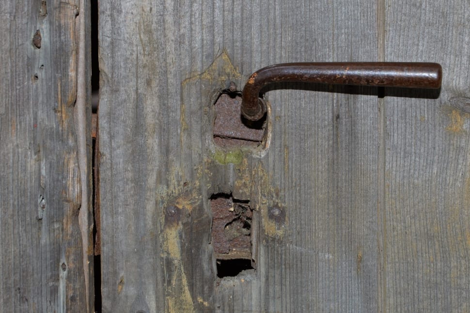 brown metal door knob preview