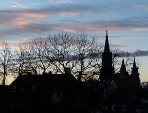 silhouette of cathedral thumbnail