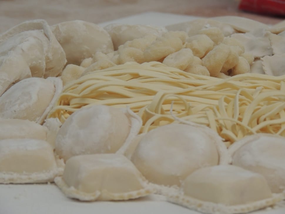 white pasta preview