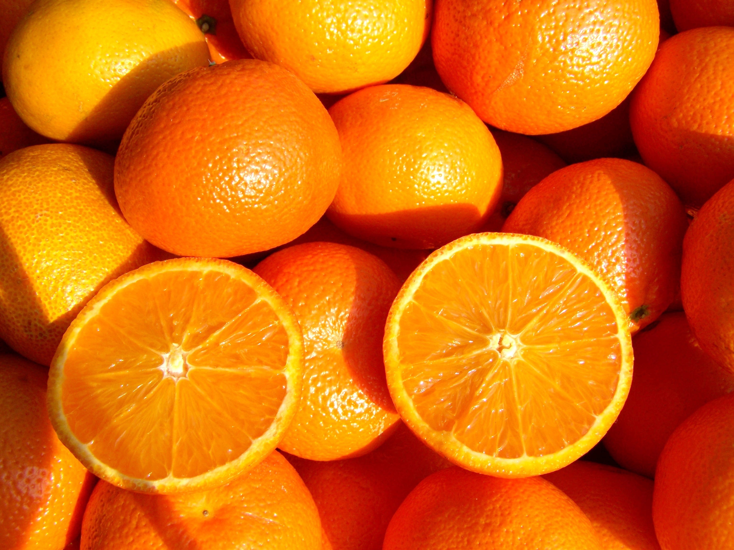 Апельсин википедия. Померанец оранж. Apelsin 1:1. Померанец цитрусовые. Оранжевый фрукт.