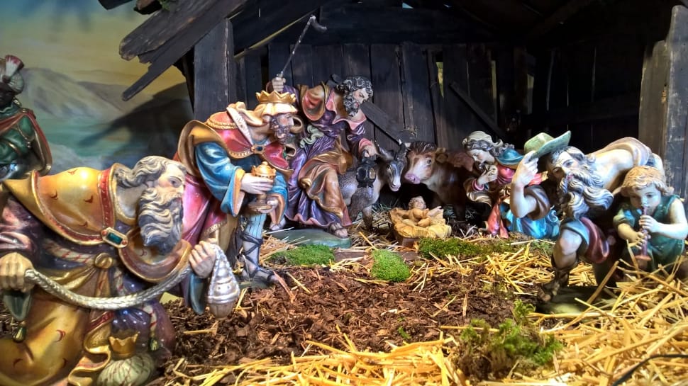 nativity scene figurine preview