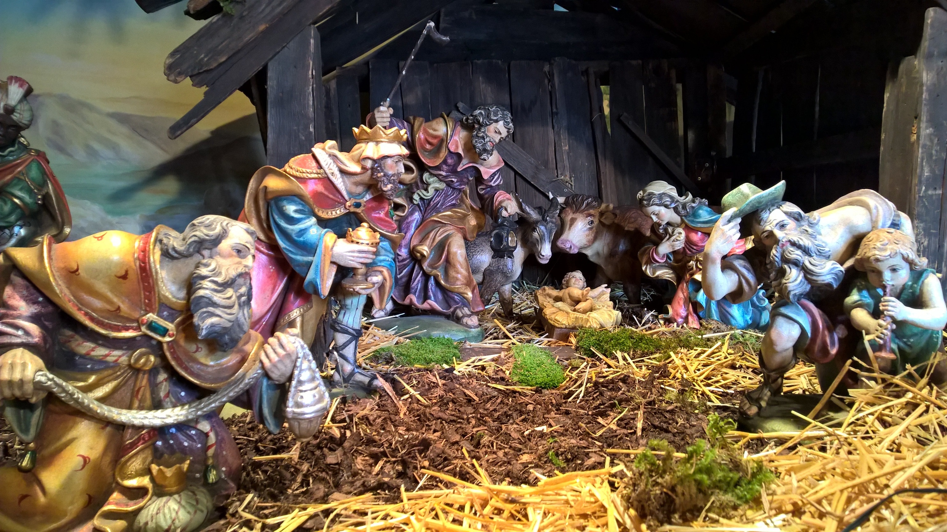 nativity scene figurine