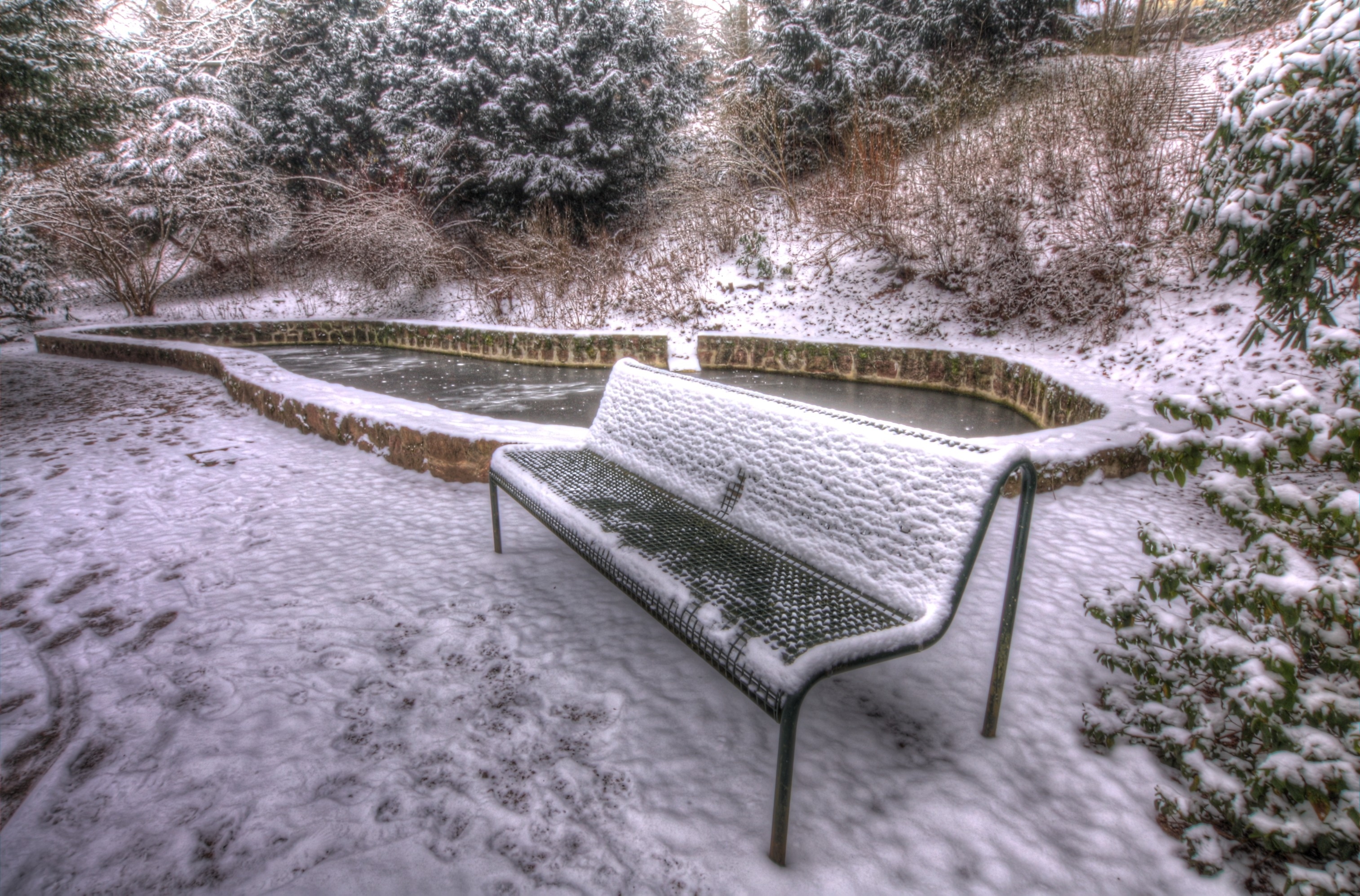 white and brown bench