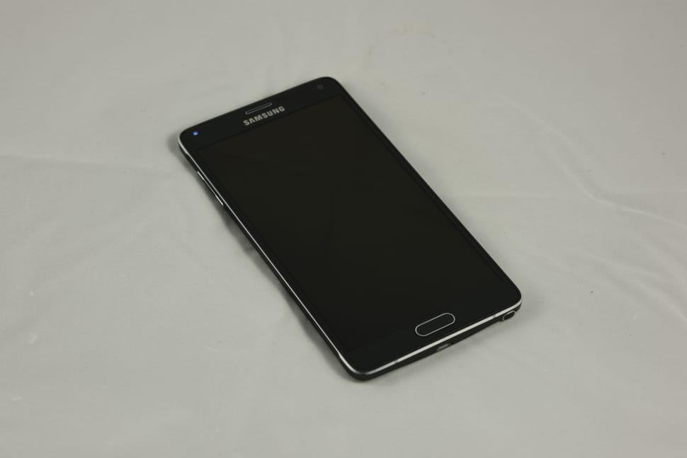 black samsung android smartphone preview