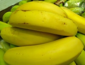 bunch of banana thumbnail